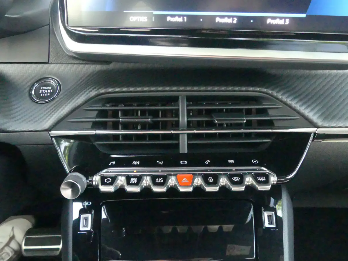 EV GT Pack 50 kWh | SOH 89% | ADAPTIVE CRUISE | DODEHOEKDETECTIE | CAMERA | PARKEERSENSOREN V+A | APPLE CARPLAY / ANDROID AUTO | NAVI | LMV 17" |
