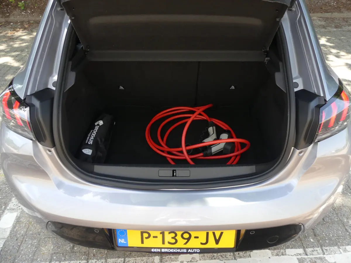 EV GT Pack 50 kWh | SOH 89% | ADAPTIVE CRUISE | DODEHOEKDETECTIE | CAMERA | PARKEERSENSOREN V+A | APPLE CARPLAY / ANDROID AUTO | NAVI | LMV 17" |