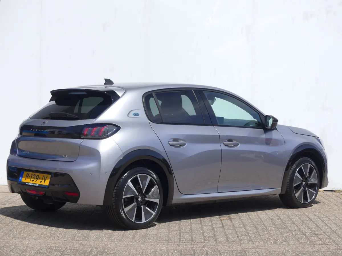 EV GT Pack 50 kWh | SOH 89% | ADAPTIVE CRUISE | DODEHOEKDETECTIE | CAMERA | PARKEERSENSOREN V+A | APPLE CARPLAY / ANDROID AUTO | NAVI | LMV 17" |