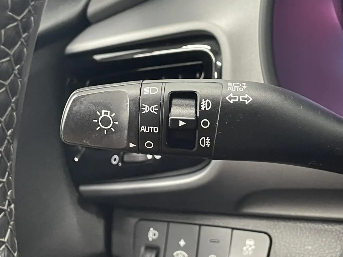 1.0 T-GDi MHEV DynamicPlusLine Navigatie Apple Carplay Android Auto Lichtmetalen Velgen Climate Control Cruise control Parkeer sensoren