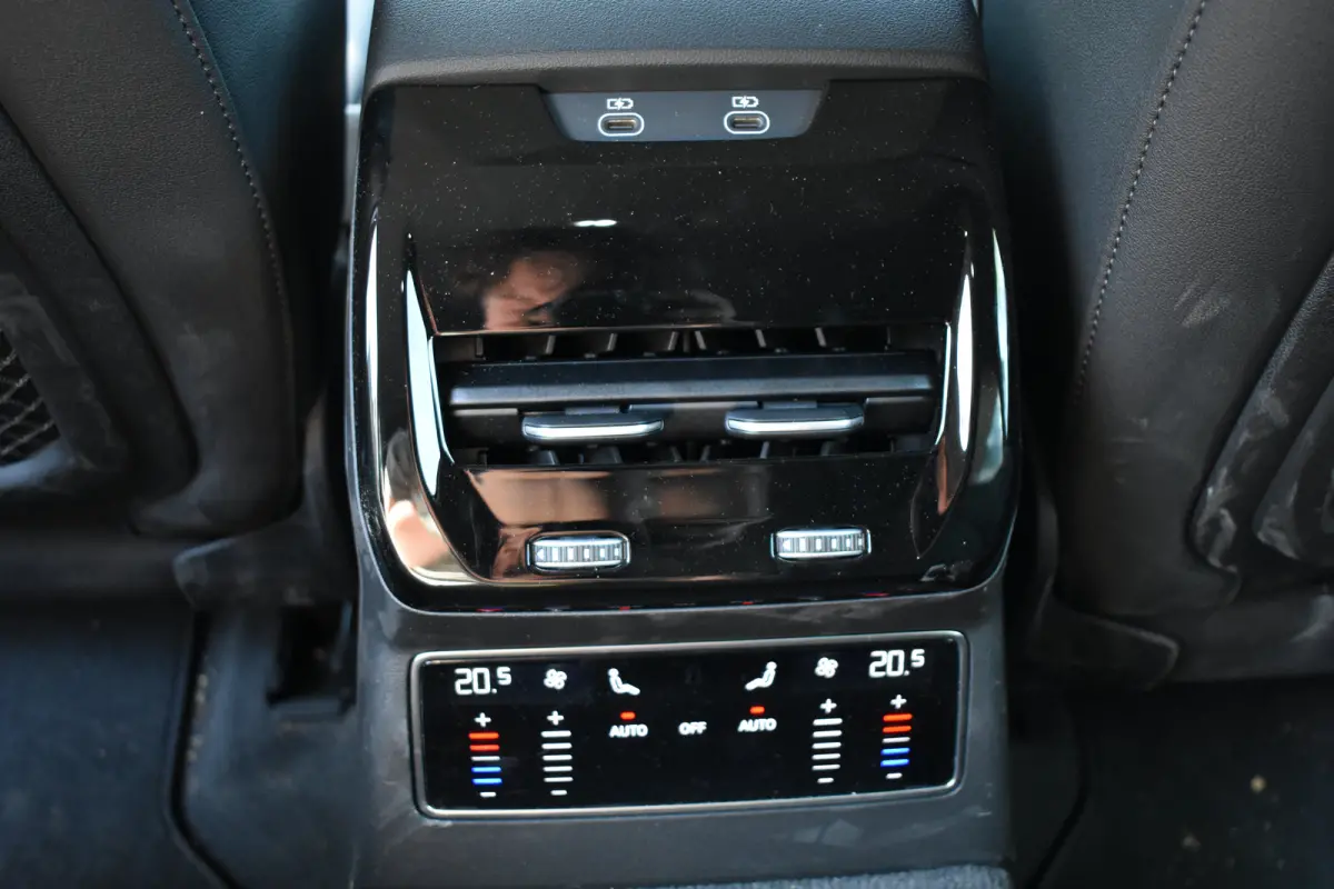 2.0 e-hybrid quattro Advanced edition | Head-up display | Side assist | Elek stoelen memory | Matrix led | Bang & Olufsen
