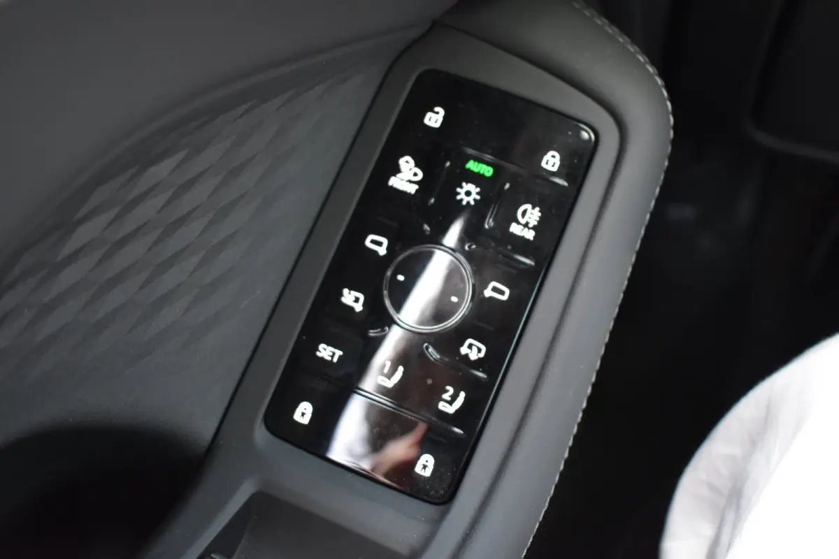 2.0 e-hybrid quattro Advanced edition | Head-up display | Side assist | Elek stoelen memory | Matrix led | Bang & Olufsen