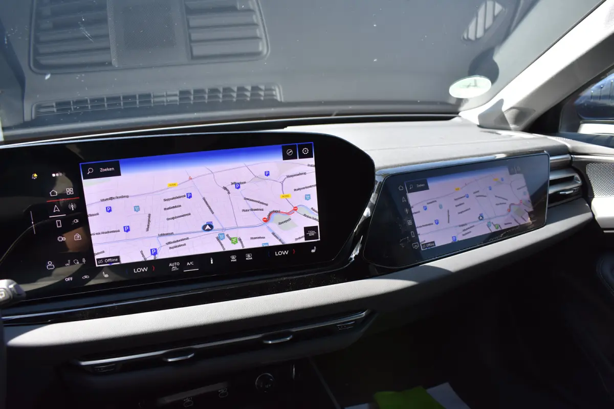 2.0 e-hybrid quattro Advanced edition | Head-up display | Side assist | Elek stoelen memory | Matrix led | Bang & Olufsen