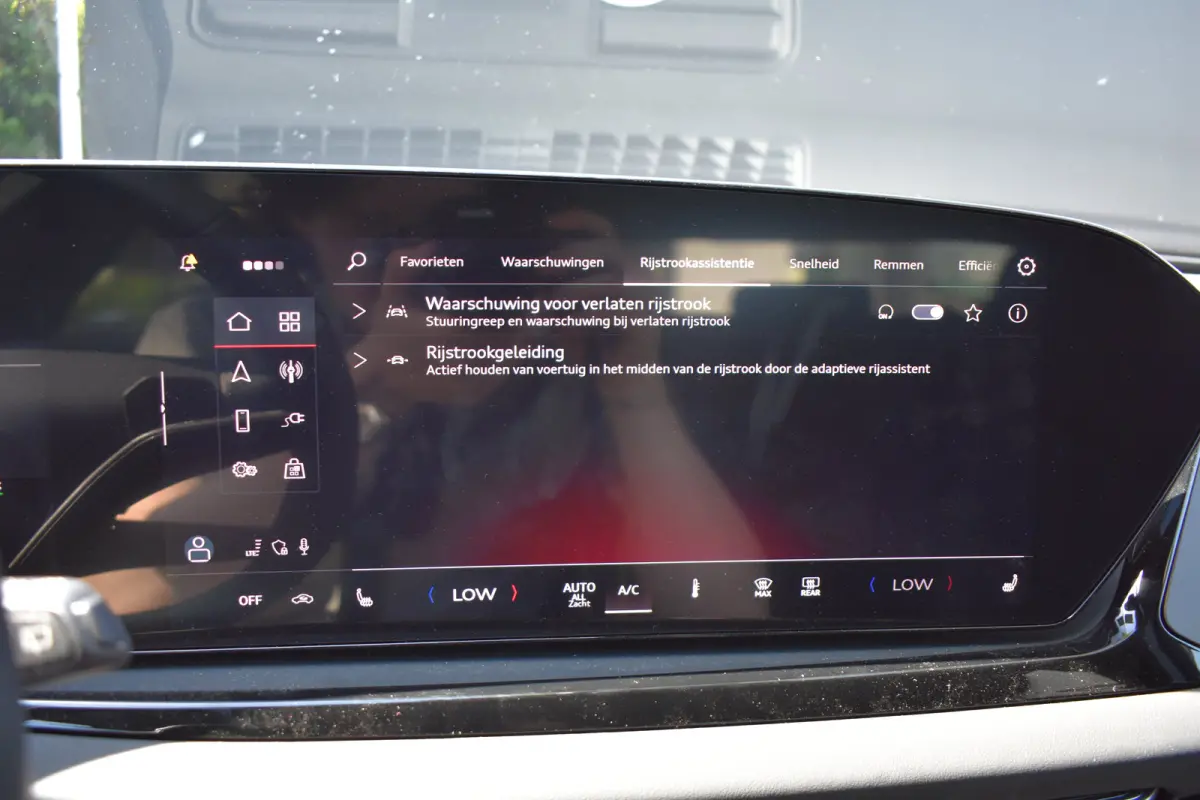 2.0 e-hybrid quattro Advanced edition | Head-up display | Side assist | Elek stoelen memory | Matrix led | Bang & Olufsen