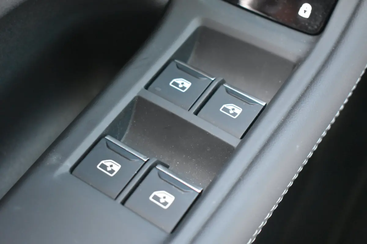 2.0 e-hybrid quattro Advanced edition | Head-up display | Side assist | Elek stoelen memory | Matrix led | Bang & Olufsen