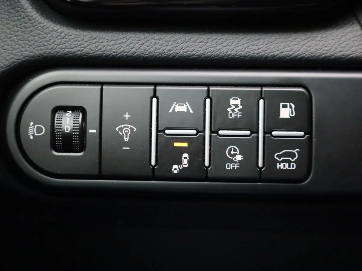 1.6 GDI PHEV DynamicLine | ACC | Achteruitrijcamera | Stoel + Stuurverwarming | Lane Assist | Blindspot | Keyless | Virtual Cockpit |