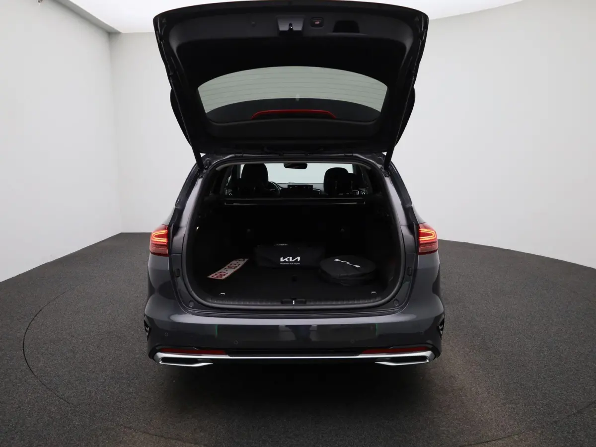 1.6 GDI PHEV DynamicLine | ACC | Achteruitrijcamera | Stoel + Stuurverwarming | Lane Assist | Blindspot | Keyless | Virtual Cockpit |