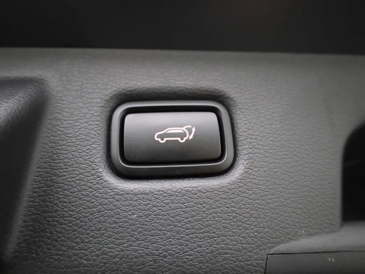 1.6 GDI PHEV DynamicLine | ACC | Achteruitrijcamera | Stoel + Stuurverwarming | Lane Assist | Blindspot | Keyless | Virtual Cockpit |