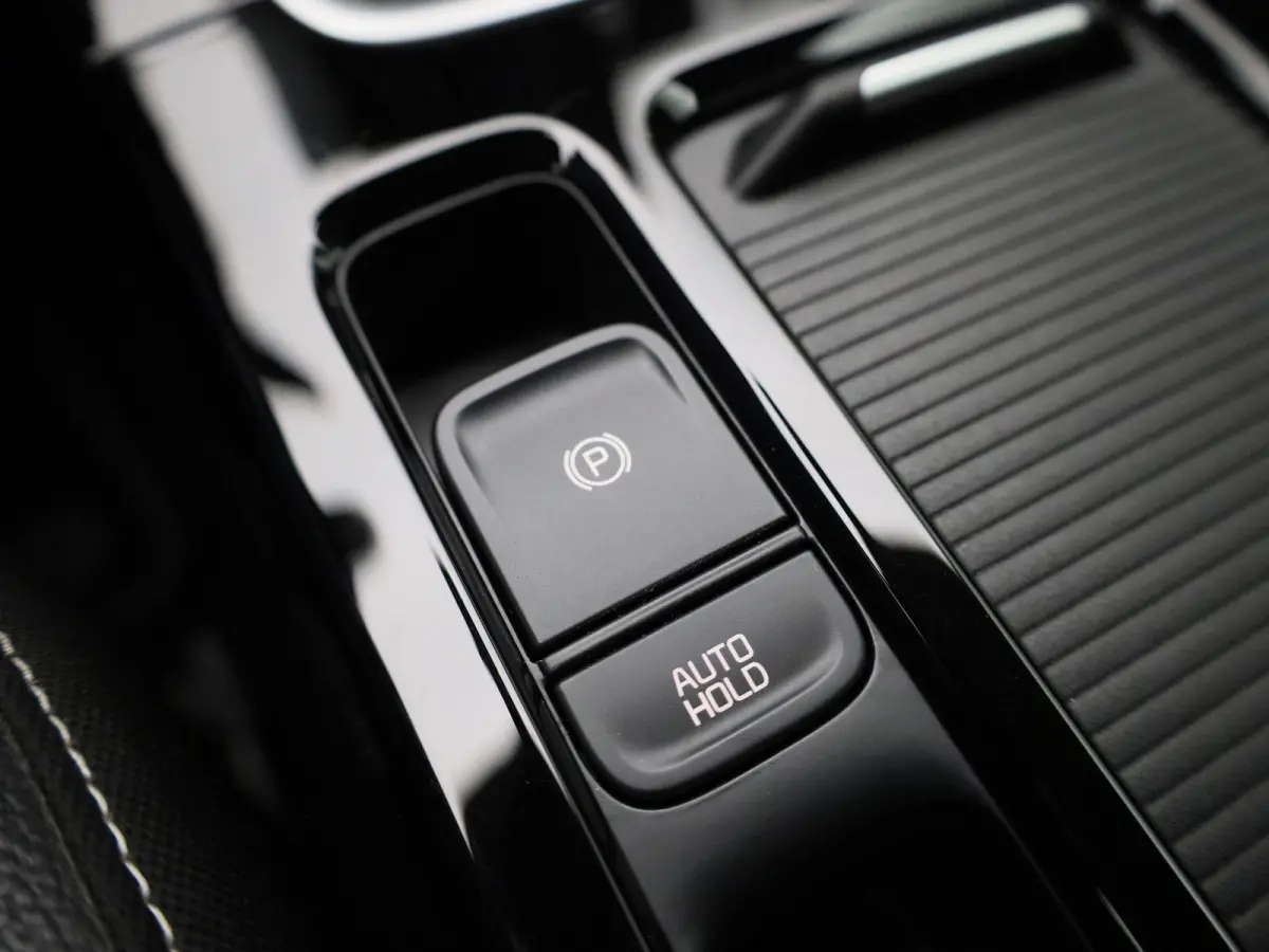 1.6 GDI PHEV DynamicLine | ACC | Achteruitrijcamera | Stoel + Stuurverwarming | Lane Assist | Blindspot | Keyless | Virtual Cockpit |