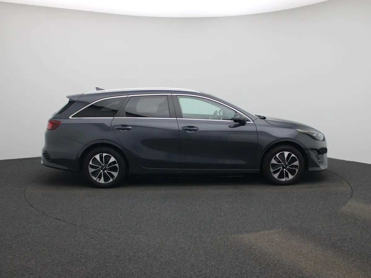 1.6 GDI PHEV DynamicLine | ACC | Achteruitrijcamera | Stoel + Stuurverwarming | Lane Assist | Blindspot | Keyless | Virtual Cockpit |