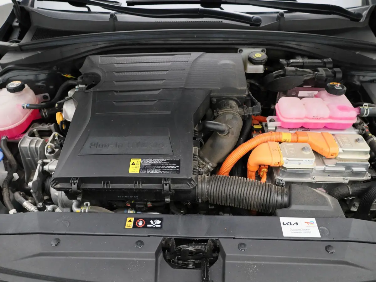 1.6 GDI PHEV DynamicLine | ACC | Achteruitrijcamera | Stoel + Stuurverwarming | Lane Assist | Blindspot | Keyless | Virtual Cockpit |