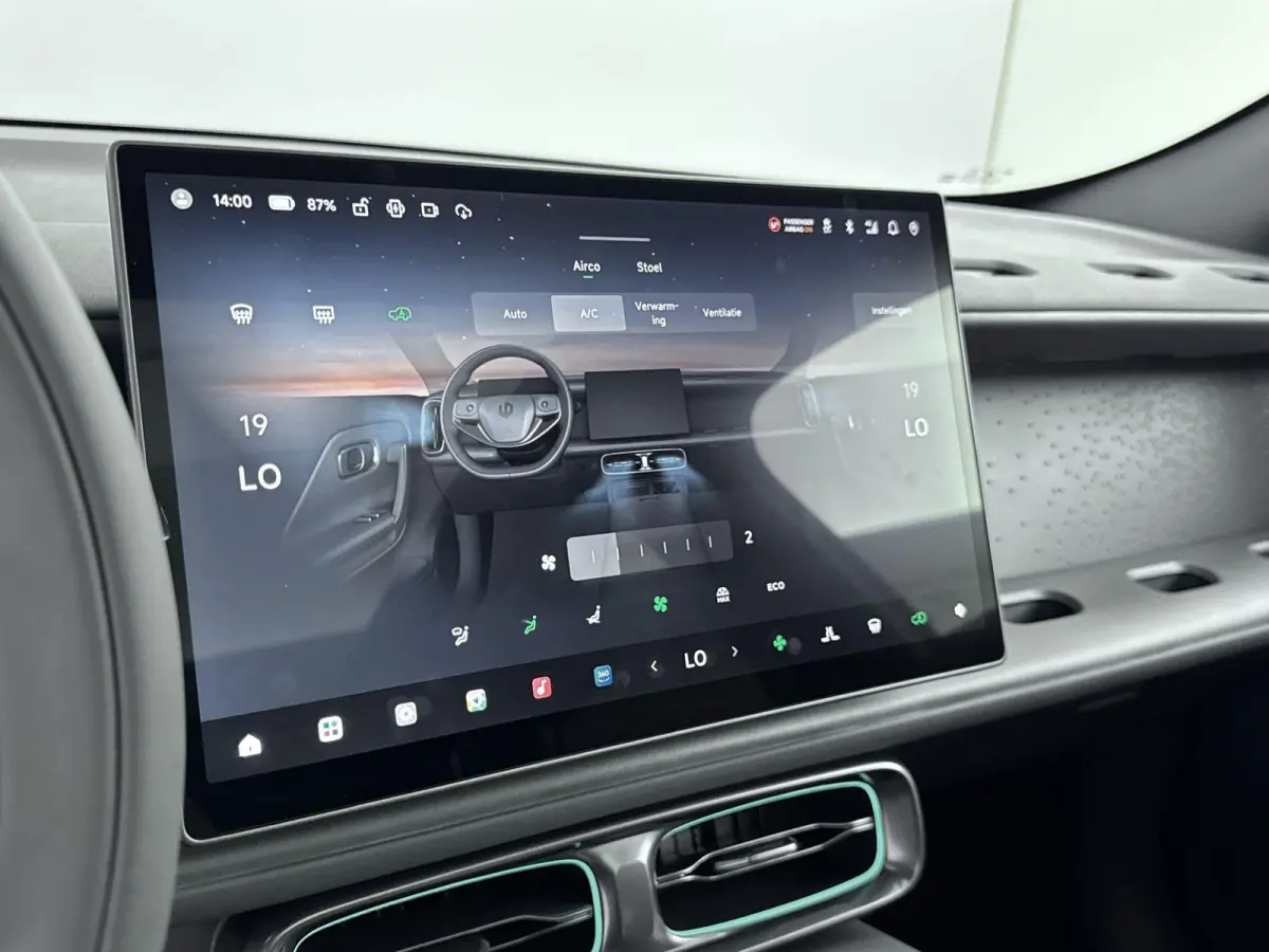 ProMax Design 67.1 kWh 218pk | Nieuw te bestellen | Leverbaar in meerdere kleuren | 481 km wltp actieradius | Navigatie | Panoramadak | 19" lichtmetalen velgen | Kunstlederen bekleding