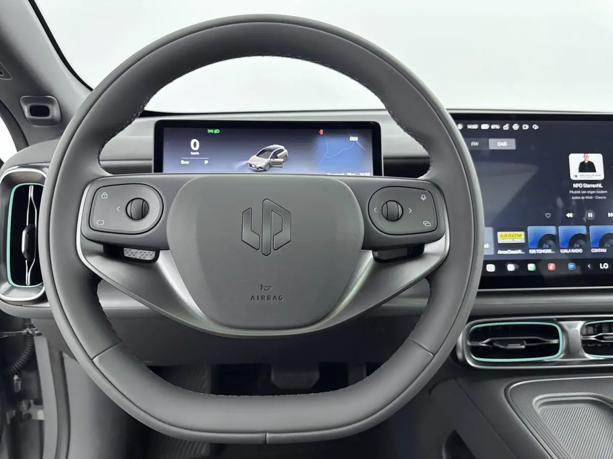 ProMax Design 67.1 kWh 218pk | Nieuw te bestellen | Leverbaar in meerdere kleuren | 481 km wltp actieradius | Navigatie | Panoramadak | 19" lichtmetalen velgen | Kunstlederen bekleding