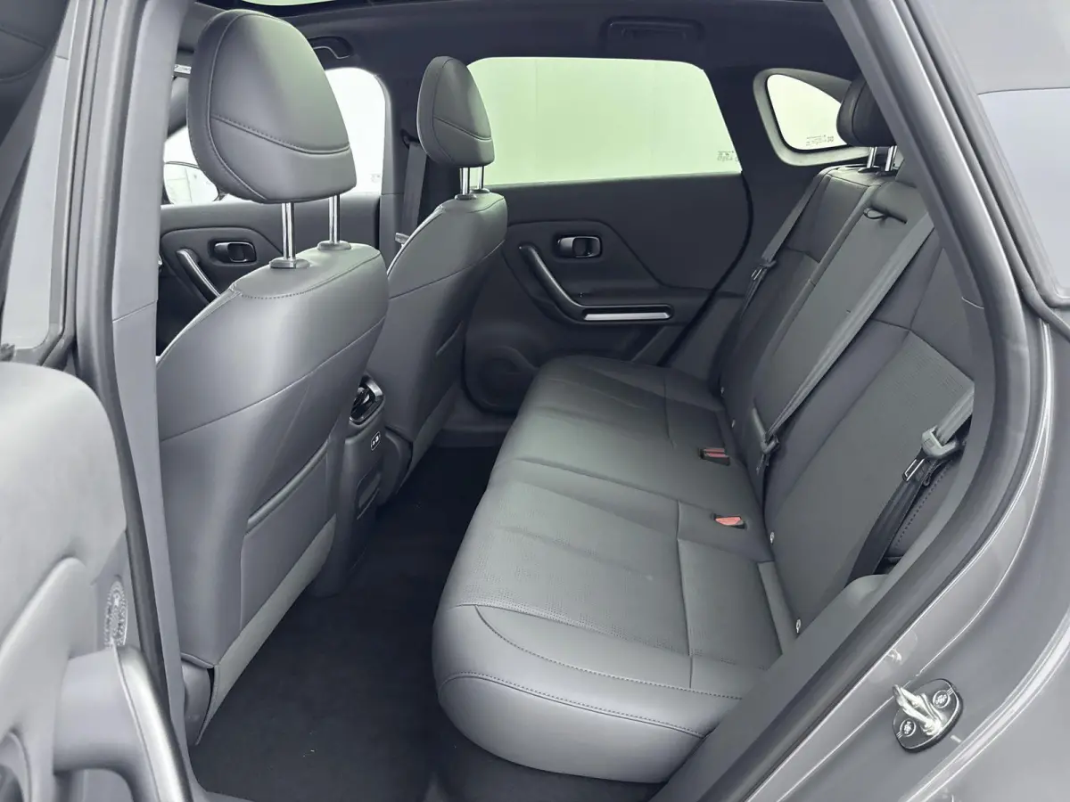 ProMax Design 67.1 kWh 218pk | Nieuw te bestellen | Leverbaar in meerdere kleuren | 481 km wltp actieradius | Navigatie | Panoramadak | 19" lichtmetalen velgen | Kunstlederen bekleding