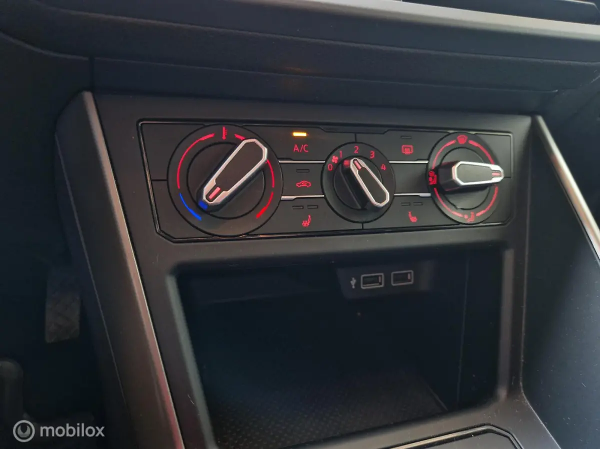 1.0 TSI Comfortline Business CARPLAY PDC 1e EIGENAAR