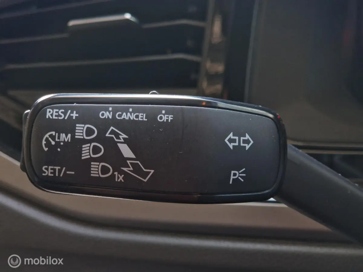 1.0 TSI Comfortline Business CARPLAY PDC 1e EIGENAAR