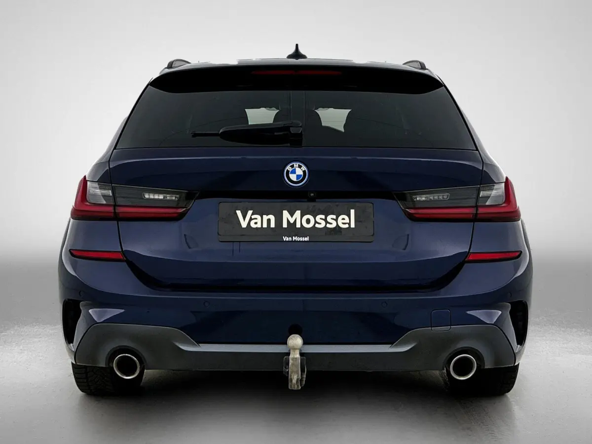 320e | M-SPORT | PANORAMADAK | STOELVERWARMING | NAVIGATIE | LEDER | ELEKTRISCHE ACHTERKLEP | ELEKTRISCHE STOEL |