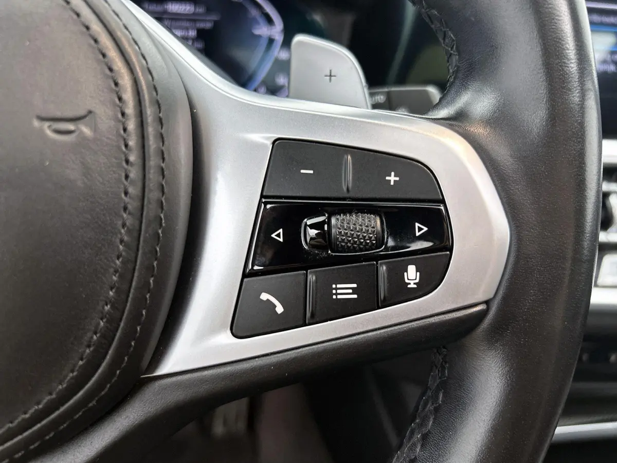 320e | M-SPORT | PANORAMADAK | STOELVERWARMING | NAVIGATIE | LEDER | ELEKTRISCHE ACHTERKLEP | ELEKTRISCHE STOEL |