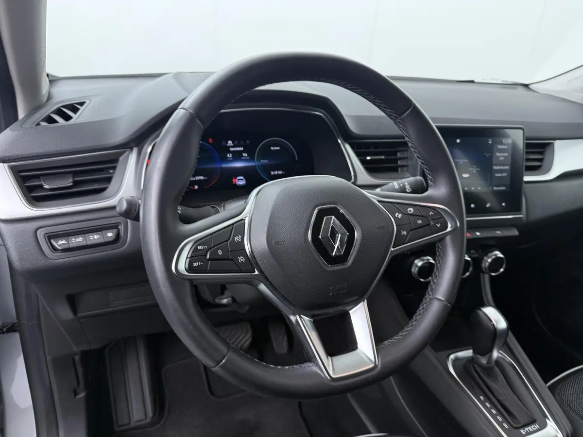 E-Tech Plug-in Hybrid 160 Intens | Automaat | Achteruitrijcamera | CarPlay | Trekhaak |
