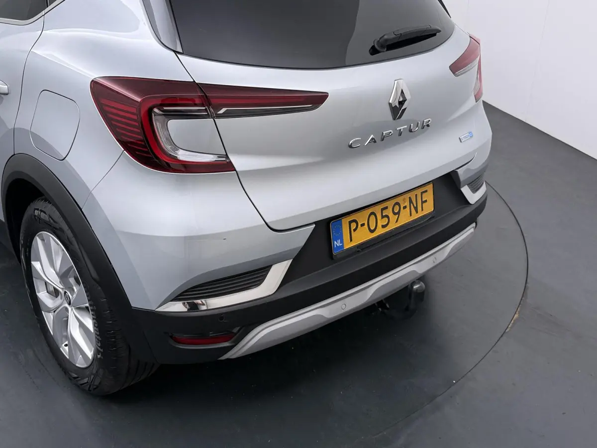 E-Tech Plug-in Hybrid 160 Intens | Automaat | Achteruitrijcamera | CarPlay | Trekhaak |