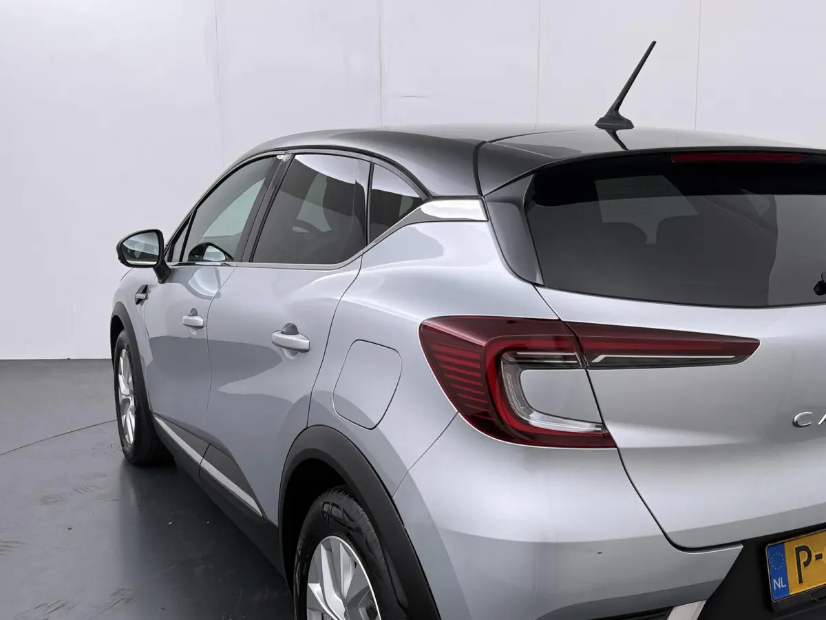 E-Tech Plug-in Hybrid 160 Intens | Automaat | Achteruitrijcamera | CarPlay | Trekhaak |