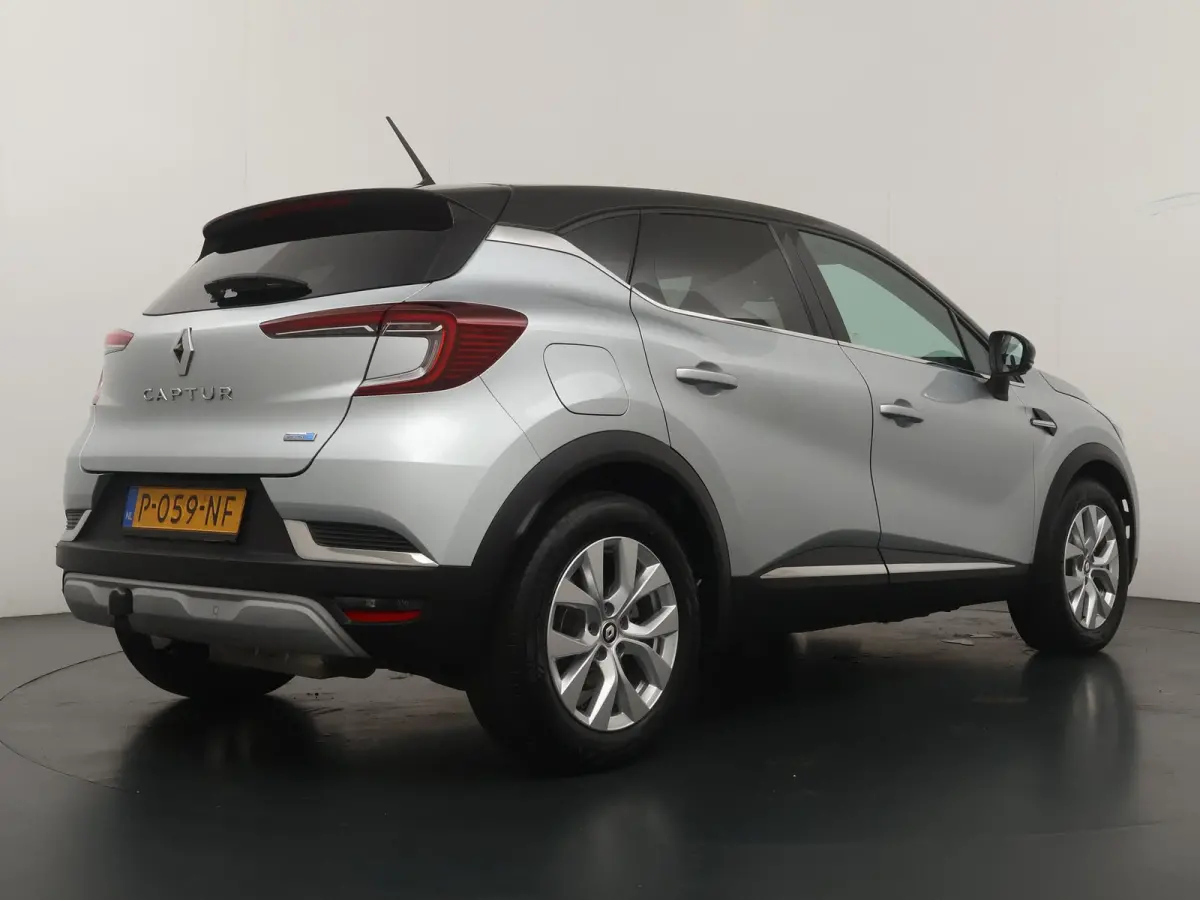 E-Tech Plug-in Hybrid 160 Intens | Automaat | Achteruitrijcamera | CarPlay | Trekhaak |
