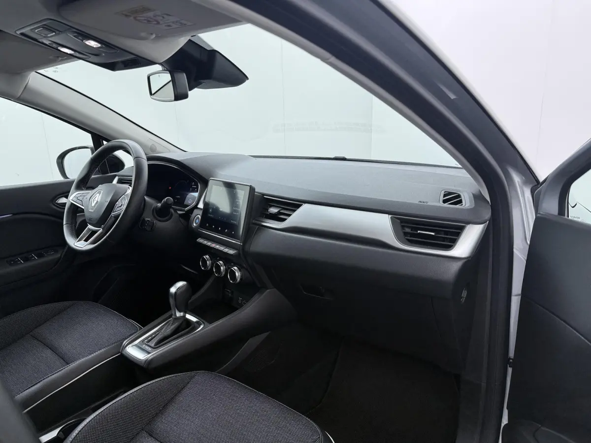 E-Tech Plug-in Hybrid 160 Intens | Automaat | Achteruitrijcamera | CarPlay | Trekhaak |