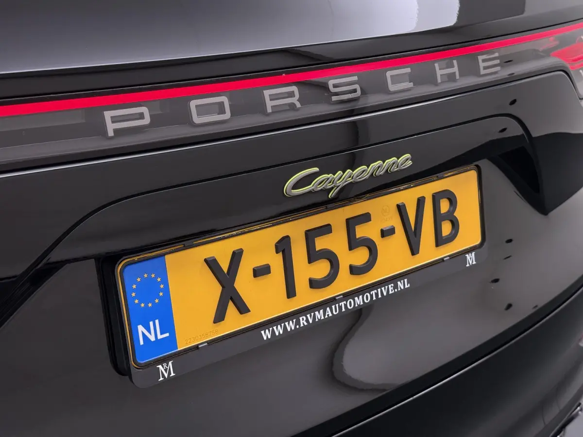 3.0 E-Hybrid Platinum Edition VAN:74.900,- VOOR:69.877,- UW HERFSTVOORDEEL:5.023,- MEM. SEATS | Luchtvering | pano | stoelverwarming + verkoeling | 360 camera | Bose | sportchrono | mega kna