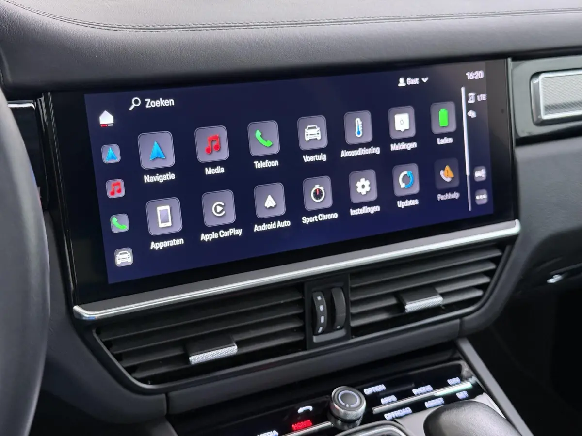 3.0 E-Hybrid Platinum Edition VAN:74.900,- VOOR:69.877,- UW HERFSTVOORDEEL:5.023,- MEM. SEATS | Luchtvering | pano | stoelverwarming + verkoeling | 360 camera | Bose | sportchrono | mega kna