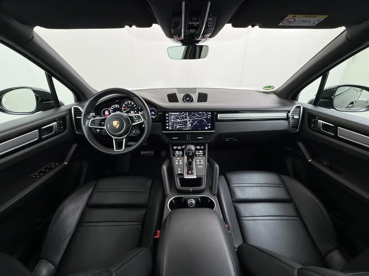 3.0 E-Hybrid Platinum Edition VAN:74.900,- VOOR:69.877,- UW HERFSTVOORDEEL:5.023,- MEM. SEATS | Luchtvering | pano | stoelverwarming + verkoeling | 360 camera | Bose | sportchrono | mega kna