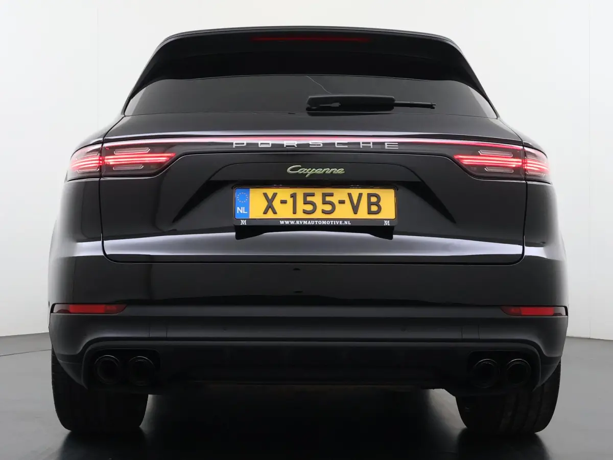 3.0 E-Hybrid Platinum Edition VAN:74.900,- VOOR:69.877,- UW HERFSTVOORDEEL:5.023,- MEM. SEATS | Luchtvering | pano | stoelverwarming + verkoeling | 360 camera | Bose | sportchrono | mega kna