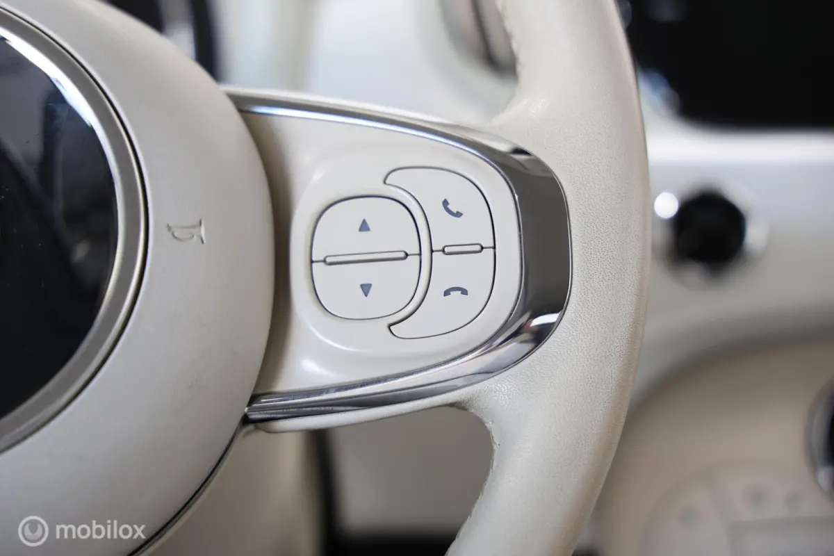 0.9 TwinAir Turbo Collezione - Cabrio - Bluetooth - Navigatie