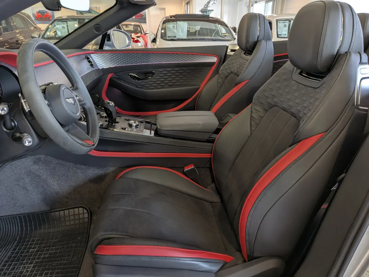 4.0 V8 Hybrid Mulliner First 1 Edition