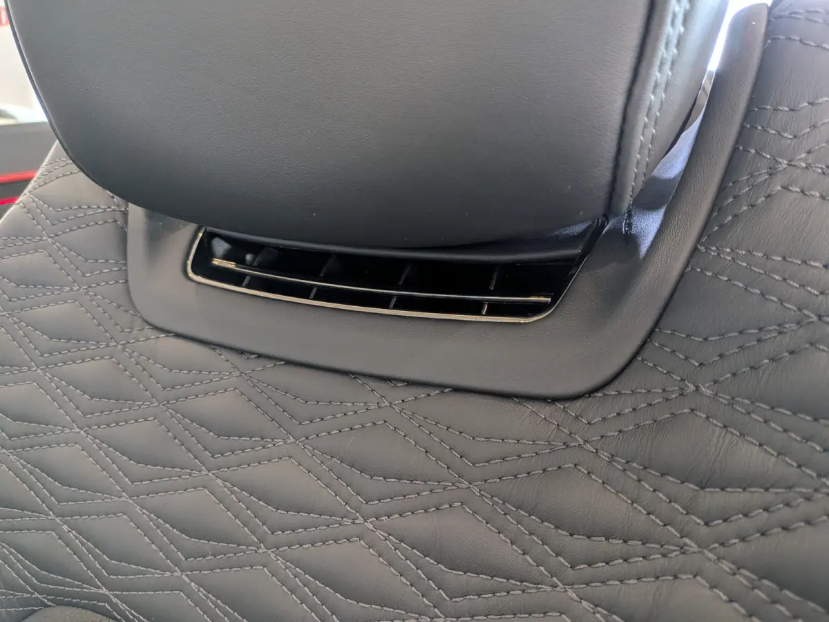 4.0 V8 Hybrid Mulliner First 1 Edition