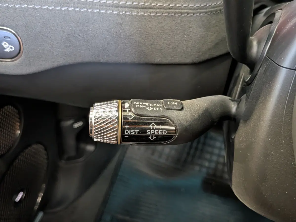 4.0 V8 Hybrid Mulliner First 1 Edition