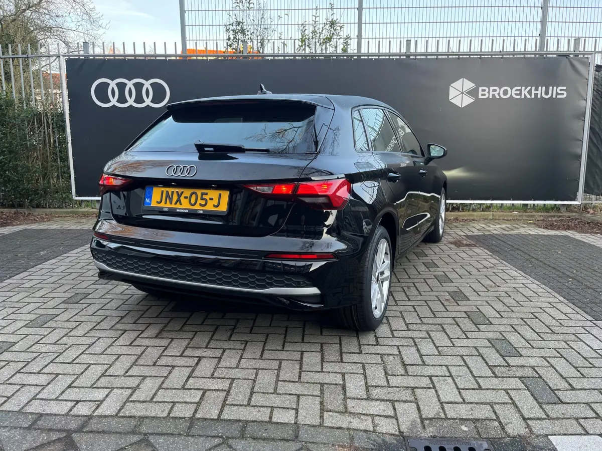 30 TFSI Pro Line Carplay | Cruisecontrol | Parkeersensoren V & A | 17 inch