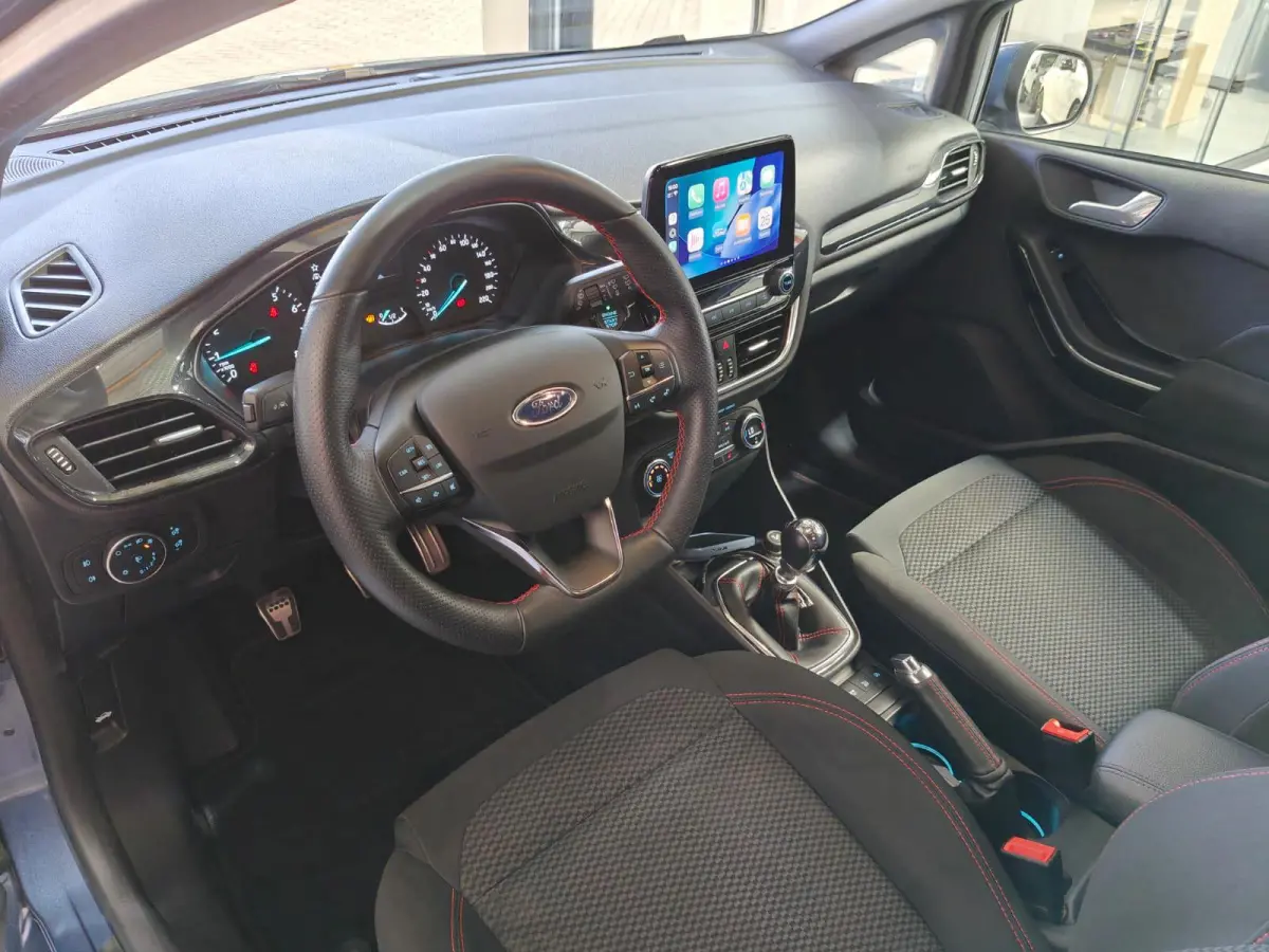 1.0 EcoBoost ST-Line X 140PK CARPLAY