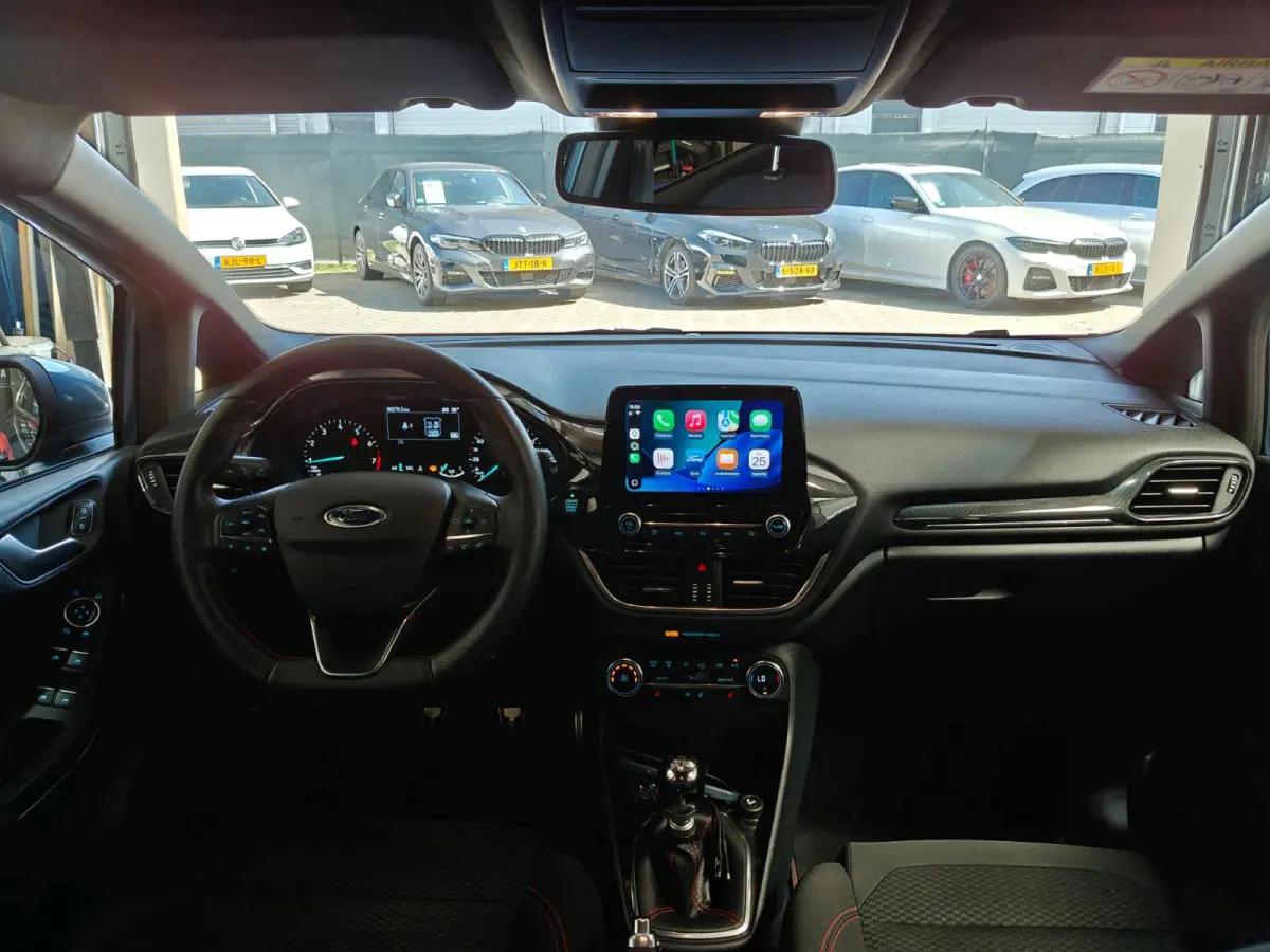1.0 EcoBoost ST-Line X 140PK CARPLAY