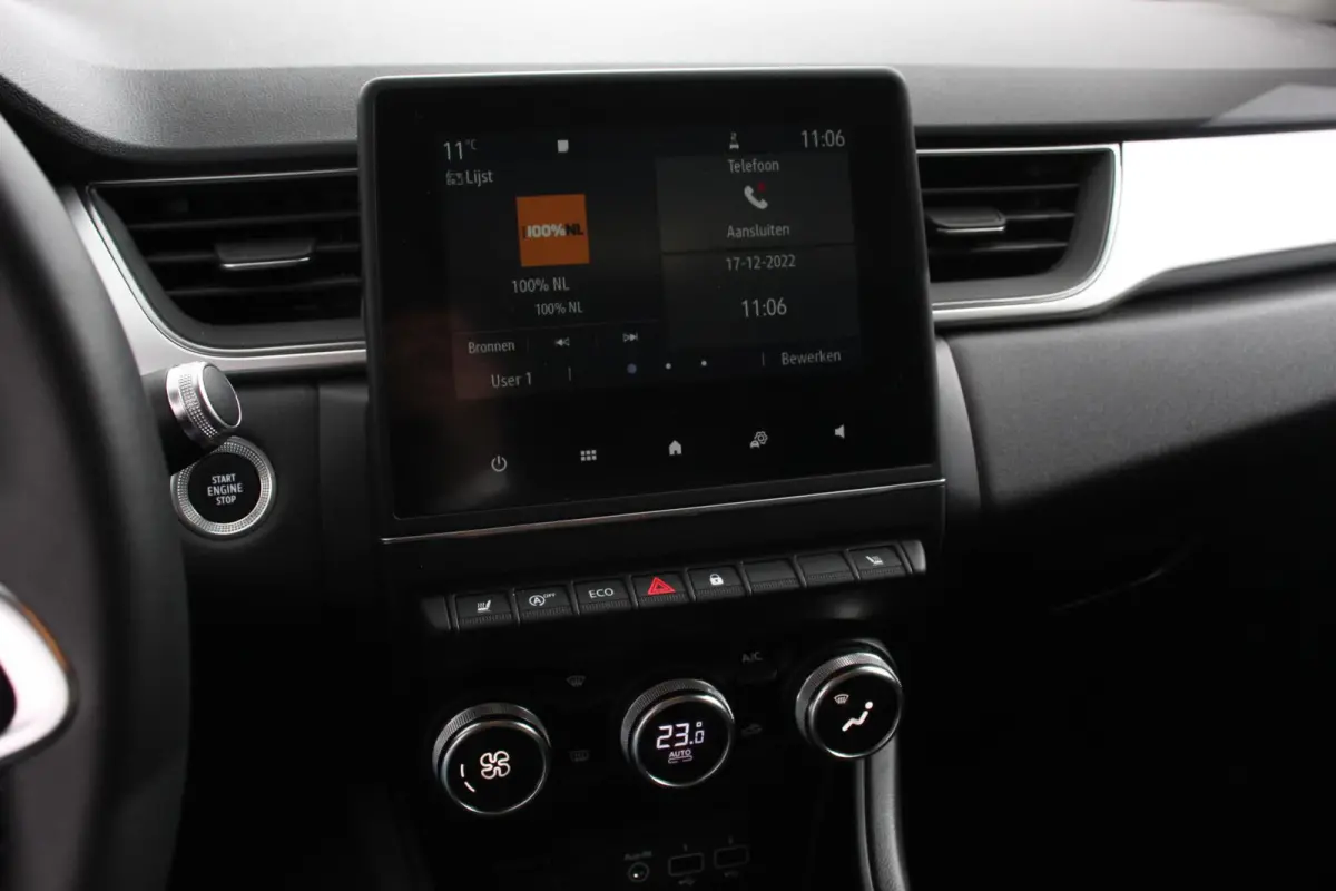 1.0 TCe 100 Zen Navigatie Cruise Control Lane Assist Stoelverwarming Parkeersensoren Spiegel Pakket
