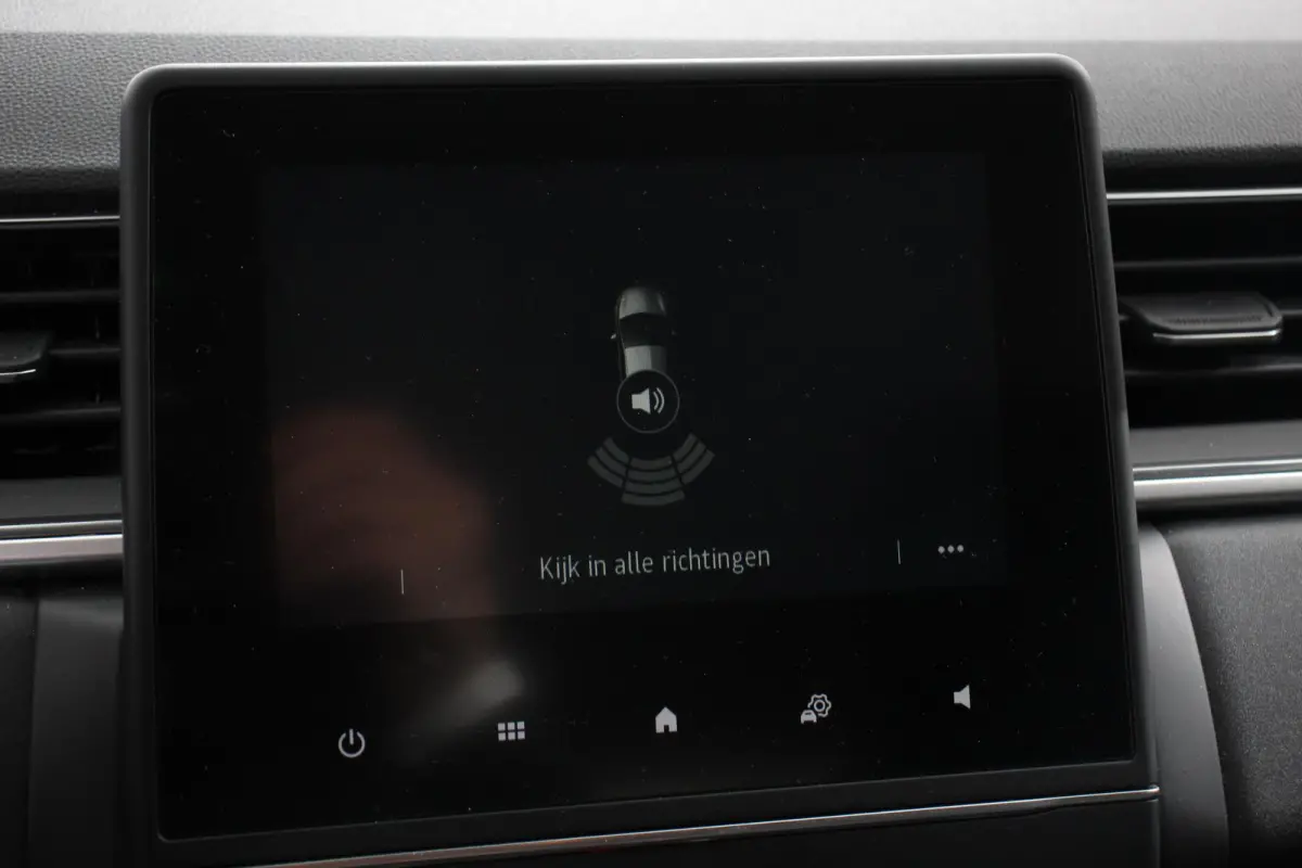 1.0 TCe 100 Zen Navigatie Cruise Control Lane Assist Stoelverwarming Parkeersensoren Spiegel Pakket