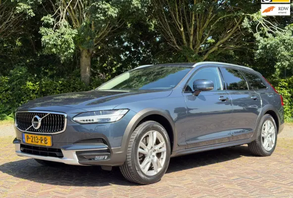 2.0 T5 AWD PRO 250PK Cross Country, Trekhaak 2400kg, BLIS, Pilot Assist, CarPlay