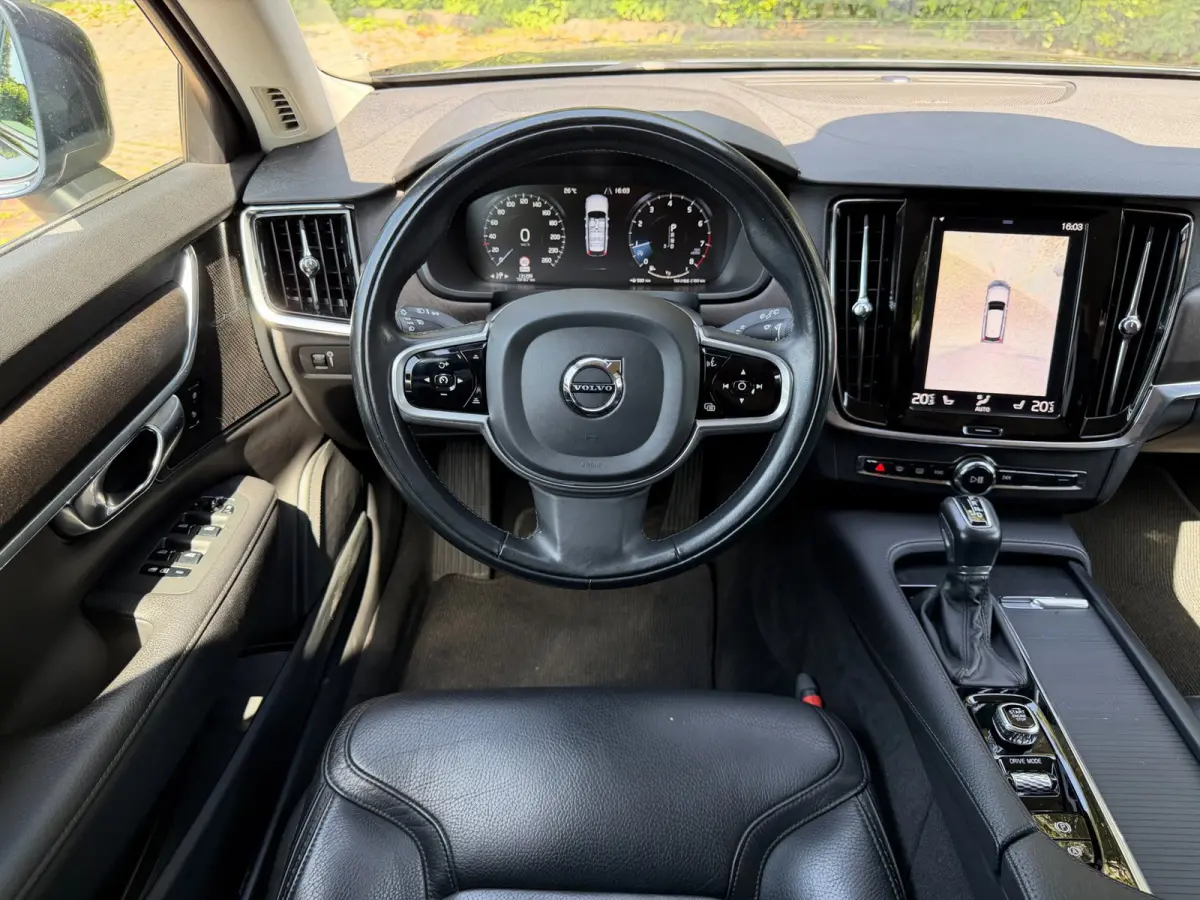 2.0 T5 AWD Ocean Race, 250PK, Trekhaak, BLISS, Pilot Assist, CarPlay