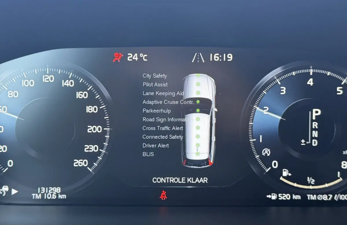 2.0 T5 AWD Ocean Race, 250PK, Trekhaak, BLISS, Pilot Assist, CarPlay