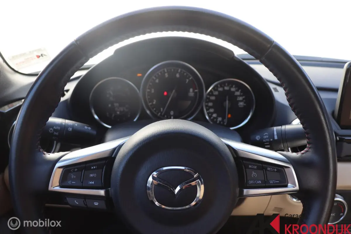 1.5 96 kw SkyActiv-G 131 Sakura Maar 15287 km