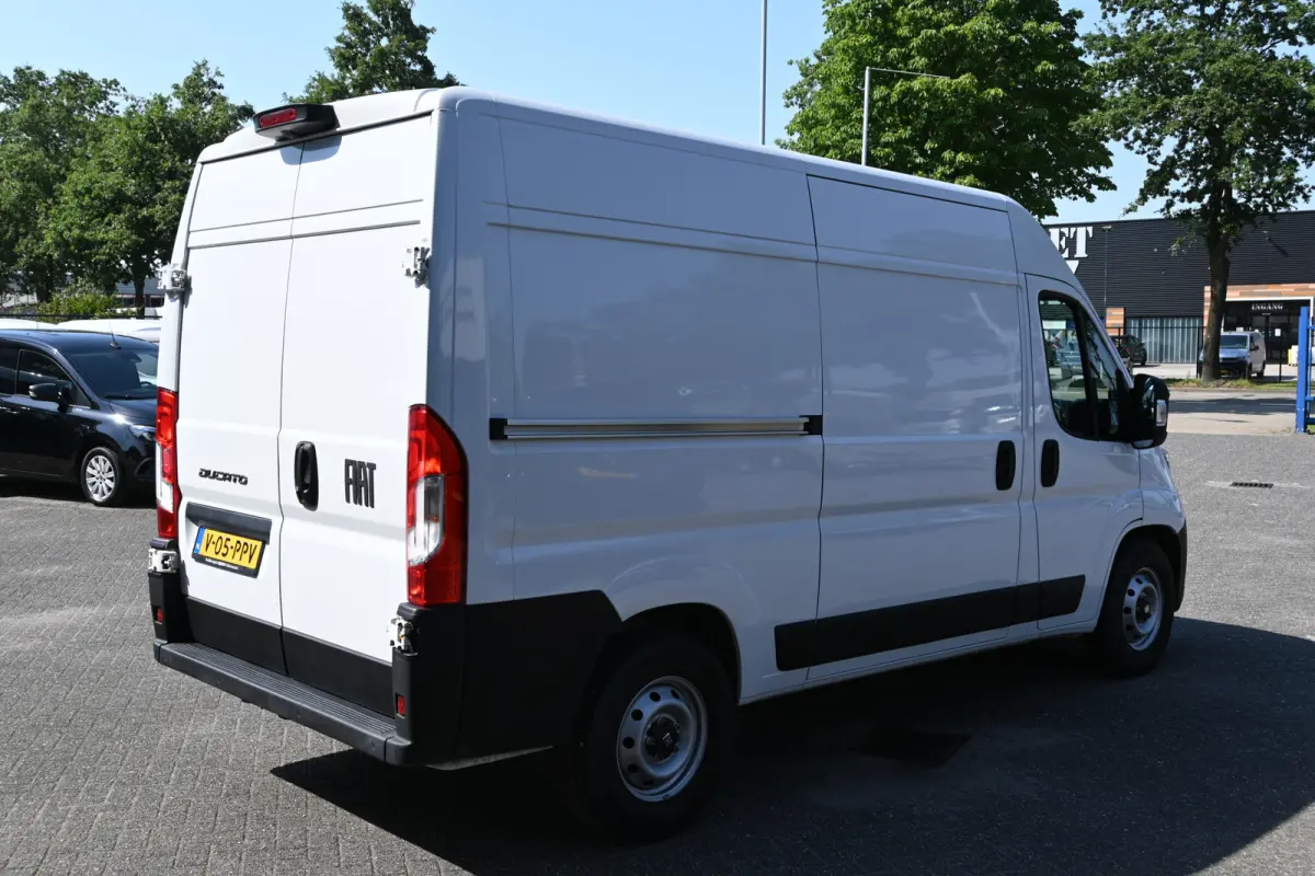 L2H2 2.2 MultiJet 140 pk 3.5t Camera, Cruise control, 270 Graden deuren