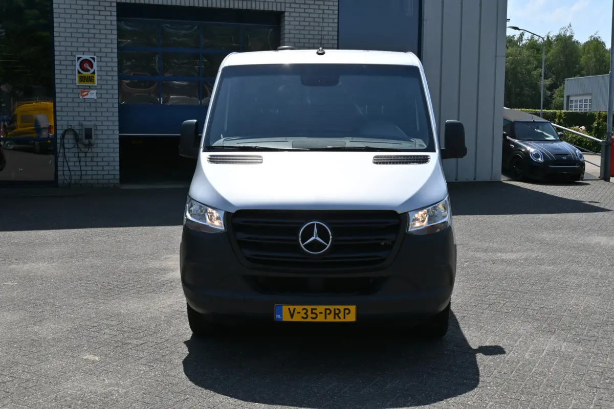 315 CDI L2H1 RWD Geveerde stoel, Apple Carplay/Android Auto, Trekhaak