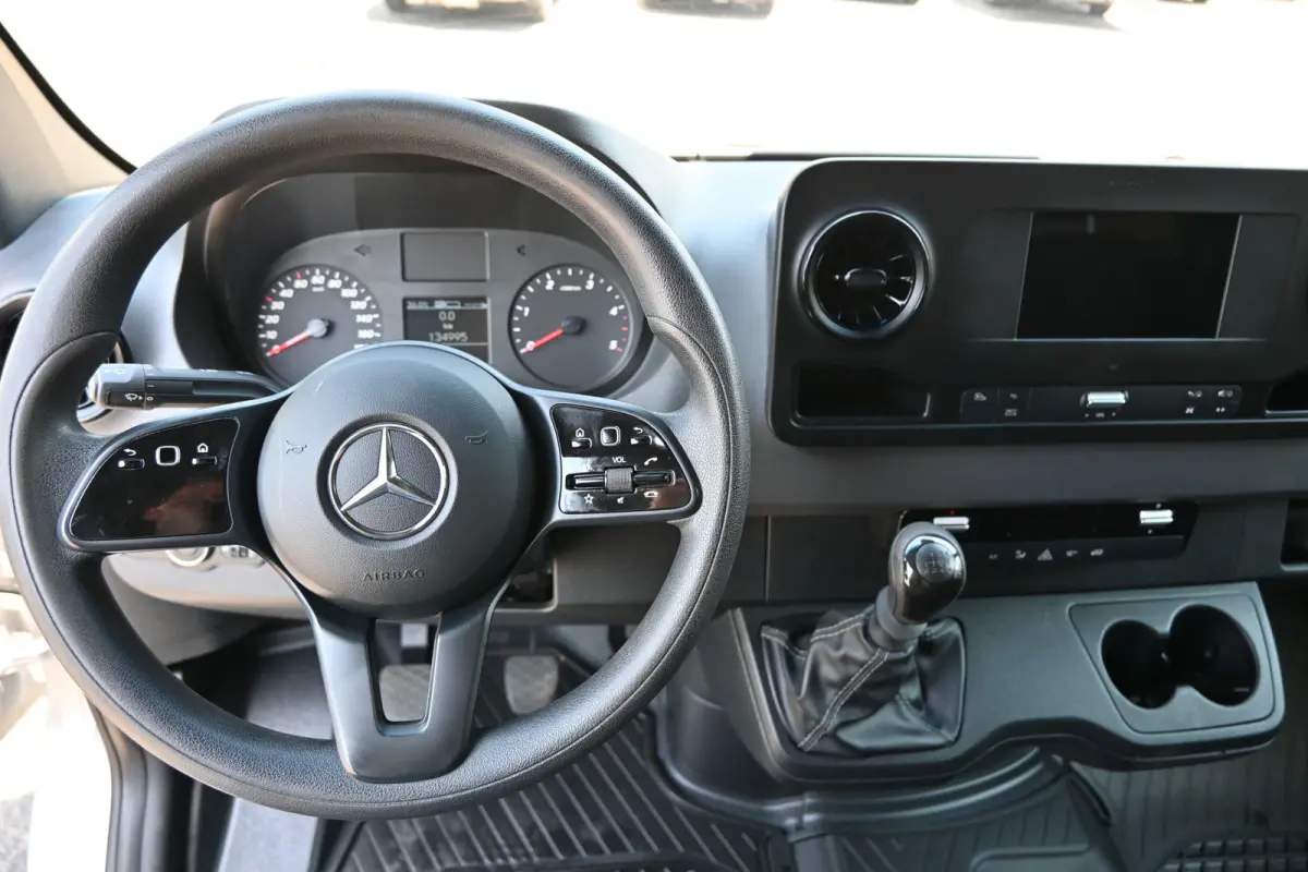 315 CDI L2H1 RWD Geveerde stoel, Apple Carplay/Android Auto, Trekhaak