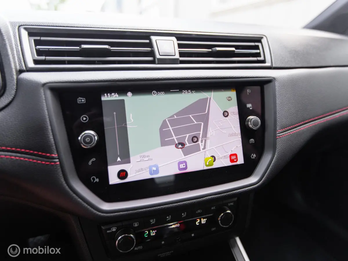 1.0 TSI FR Business Intense|Orig. NL|Handgeschakeld|Carplay|Camera|Led|Adapt. cruise|
