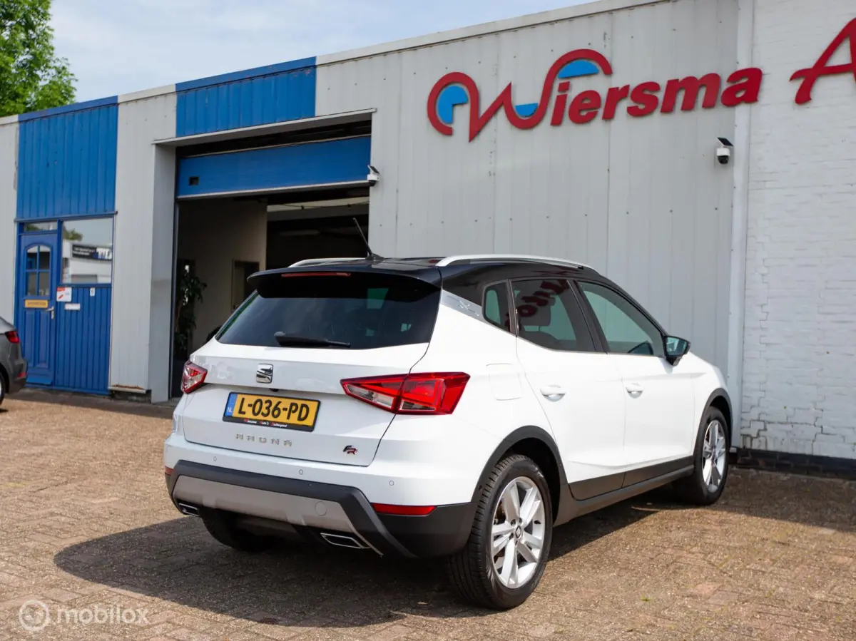 1.0 TSI FR Business Intense|Orig. NL|Handgeschakeld|Carplay|Camera|Led|Adapt. cruise|