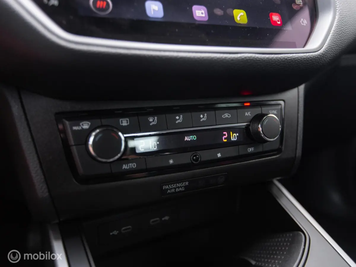 1.0 TSI FR Business Intense|Orig. NL|Handgeschakeld|Carplay|Camera|Led|Adapt. cruise|
